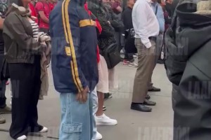 因C罗被换下墨西哥的总裁粉丝当场崩溃
