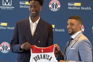 奇才官方声明：状元迪班萨将身着4号球衣开始NBA征程