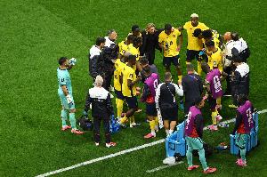 墨西哥与厄瓜多尔正常进行补水，FIFA公告已移除“不补水”字样