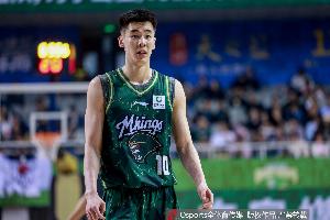 虽无缘国家队战事，但郭昊文在NBA夏季联赛中锻炼自己乃一大良机