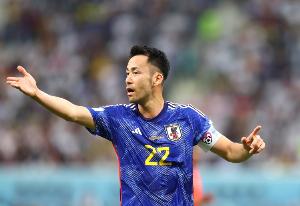 吉田麻也表达随国家队来美加墨的喜悦，并承诺将接力棒交给年轻一代