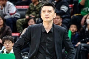杨鸣称教练属于弱势群体，职业队主教练及国家队教练权利有限